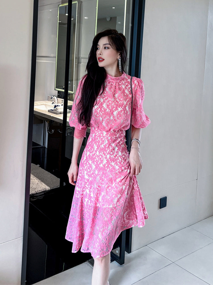 Qianjinfeng Is Popular With Beautiful Lace High-quality Skirts This Year